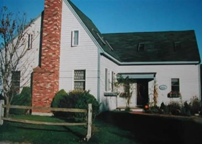Hotels with tennis Gardenview Bed And Breakfast